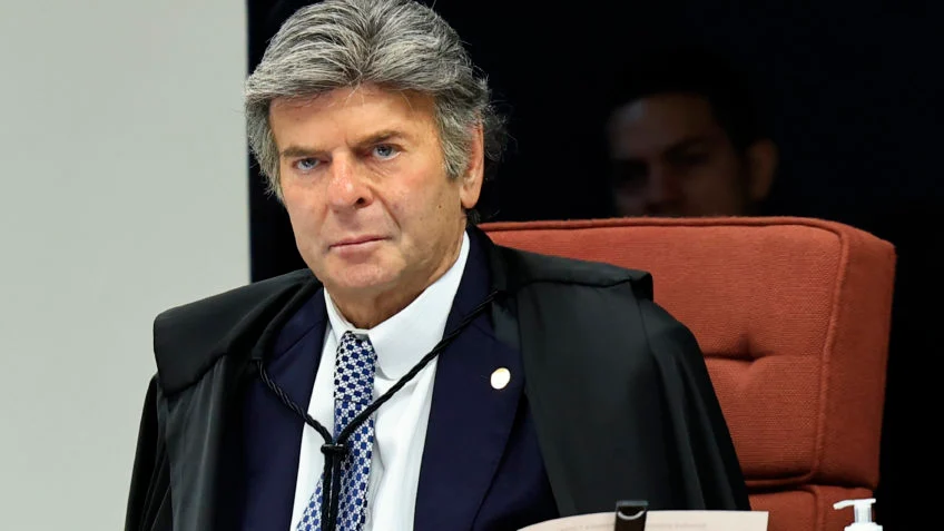 Em seu discurso, o pastor convocou publicamente o presidente da Câmara dos Deputados, Hugo Motta (Republicanos-PB), e o presidente do Senado, Davi Alcolumbre (União Brasil-AP), a colocarem em votação o Projeto de Lei da Anistia. (Foto: Agência Brasil)