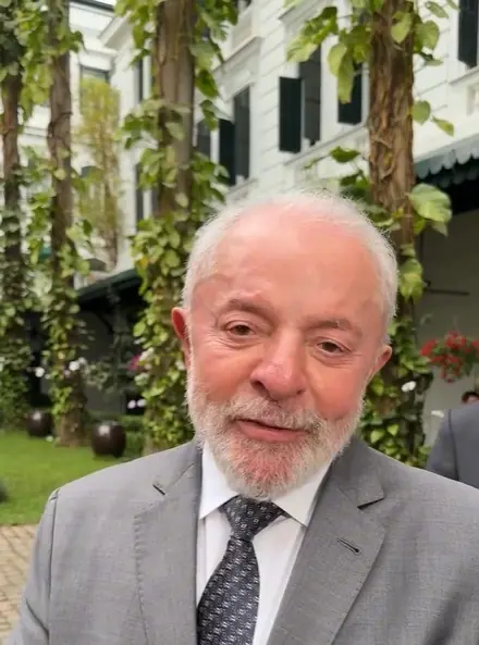 Em meio a um momento de maior cobrança política dentro do país (Foto: Instagram)