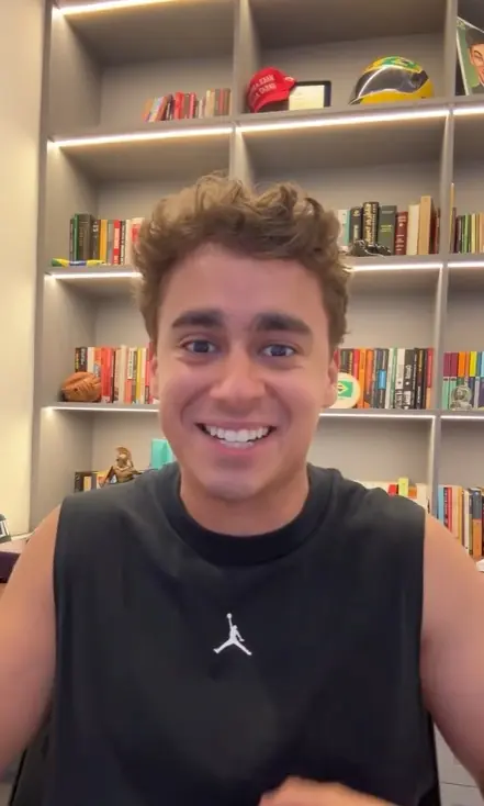 "Que se dane bebe reborn, o mundo já está imbecil e não é surpresa pra ninguém. Sabe o que impacta mesmo o país?" (Foto: Instagram)