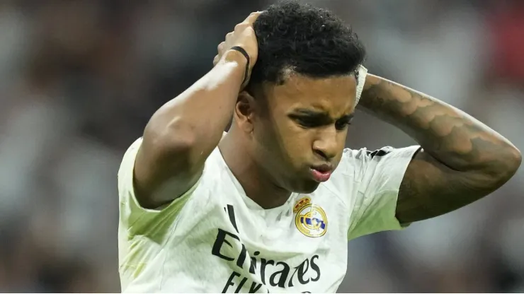 Pessoas próximas ao jogador revelaram que ele está triste e inconformado com sua atual situação, marcada por comparações constantes com o companheiro de equipe Vinícius Júnior. (Foto: Instagram)