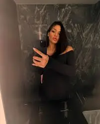 Ela contou que o rapper a introduziu ao voyeurismo e que, querendo agradá-lo, aceitou participar de encontros íntimos com outros homens, incluindo o uso de máscaras e disfarces. (Foto: Instagram)
